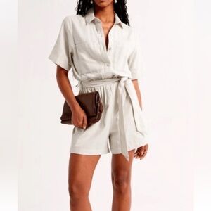 Abercrombie & Fitch Collared Neck Beige Linen Romper